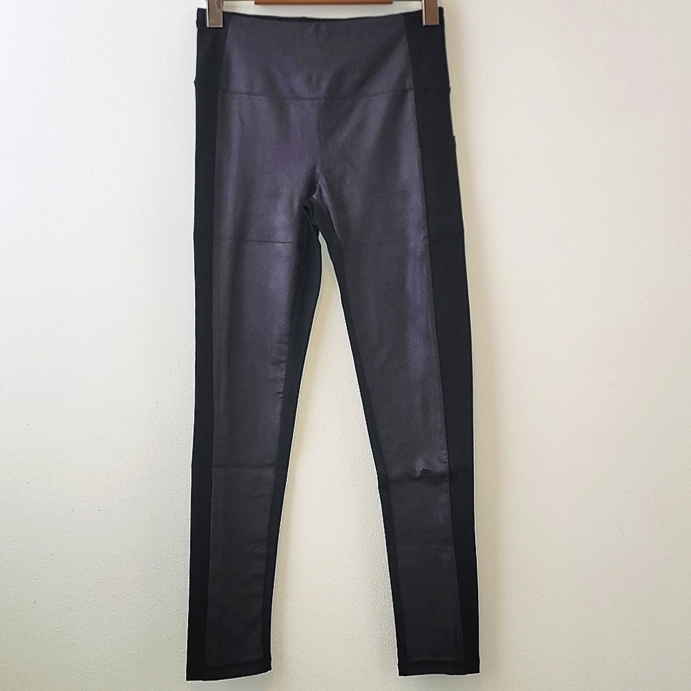 Gottex Studio  Vegan leather accent Leggings